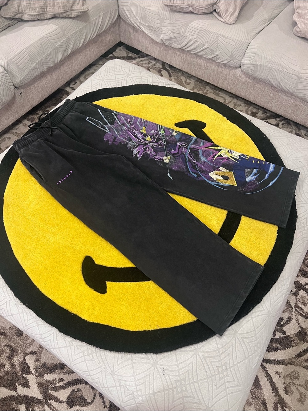 YoungLA 2004 - YU-GI-OH!® SWEATS
Color: Dark Magician Duo
Medium